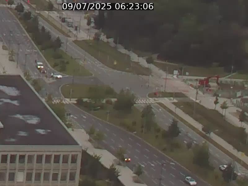 Webcam sur l'avenue John Fitzgerald Kennedy (N51) avec vue sur le Pont rouge (Pont Grande Duchesse Charlotte), l'arrêt Pfaffenthal et l'entrée du quartier Kirchberg