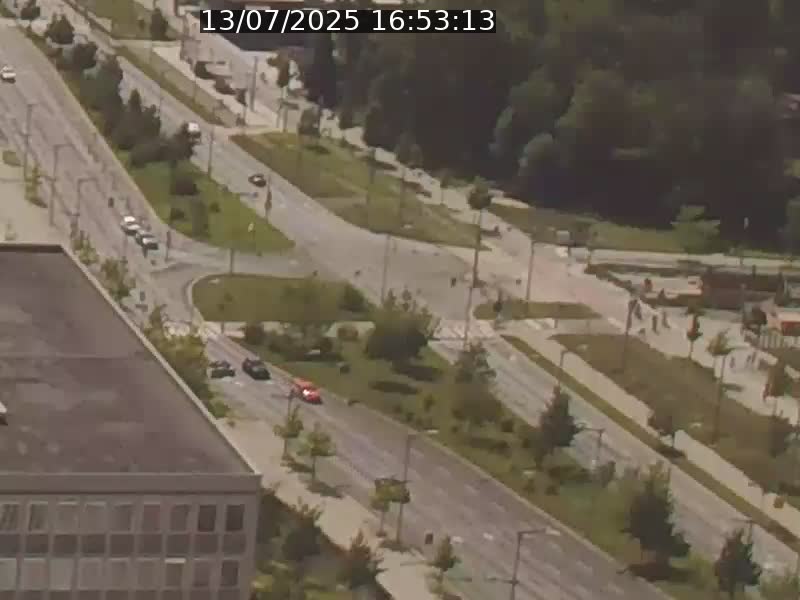 Webcam sur l'avenue John Fitzgerald Kennedy (N51) avec vue sur le Pont rouge (Pont Grande Duchesse Charlotte), l'arrêt Pfaffenthal et l'entrée du quartier Kirchberg