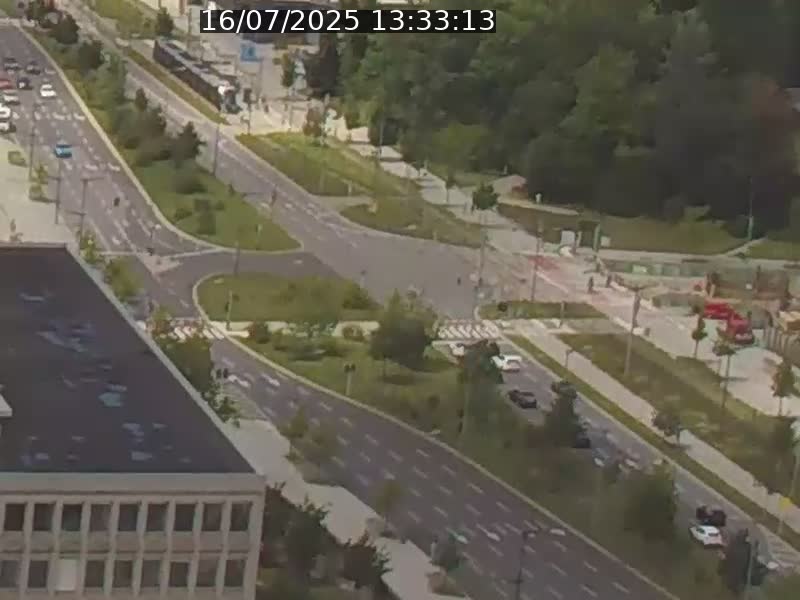 Webcam sur l'avenue John Fitzgerald Kennedy (N51) avec vue sur le Pont rouge (Pont Grande Duchesse Charlotte), l'arrêt Pfaffenthal et l'entrée du quartier Kirchberg