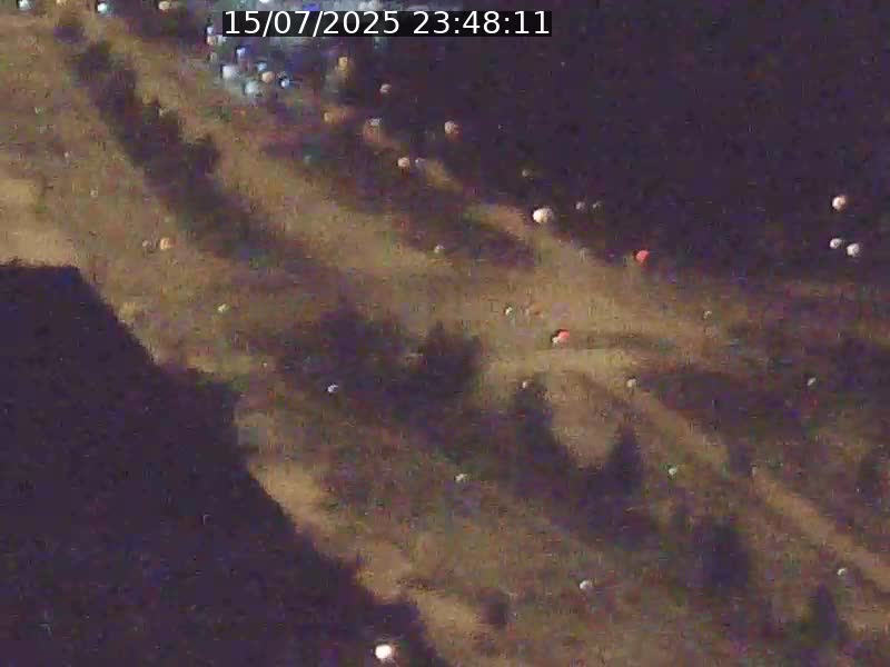 Webcam sur l'avenue John Fitzgerald Kennedy (N51) avec vue sur le Pont rouge (Pont Grande Duchesse Charlotte), l'arrêt Pfaffenthal et l'entrée du quartier Kirchberg