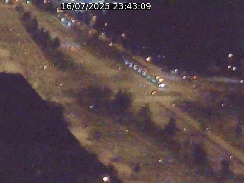 Webcam sur l'avenue John Fitzgerald Kennedy (N51) avec vue sur le Pont rouge (Pont Grande Duchesse Charlotte), l'arrêt Pfaffenthal et l'entrée du quartier Kirchberg