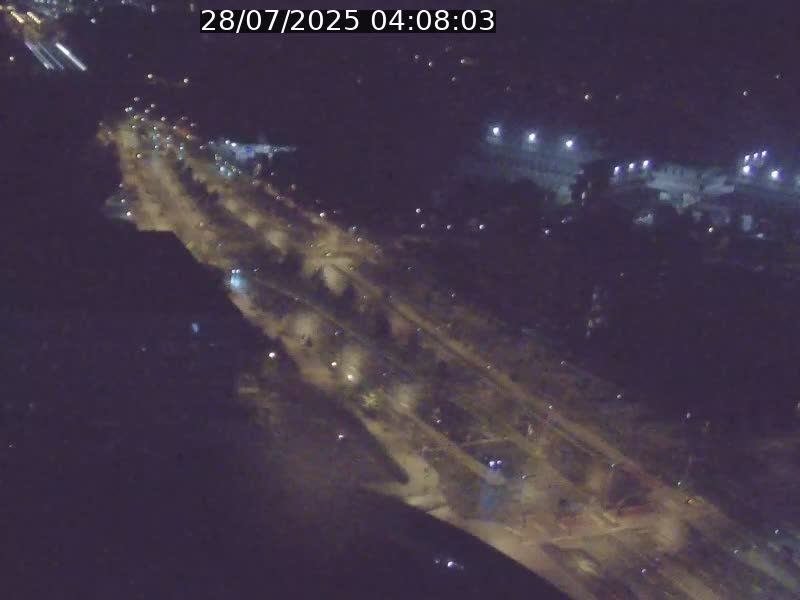 Webcam sur l'avenue John Fitzgerald Kennedy (N51) avec vue sur le Pont rouge (Pont Grande Duchesse Charlotte), l'arrêt Pfaffenthal et l'entrée du quartier Kirchberg