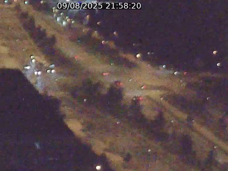 Webcam sur l'avenue John Fitzgerald Kennedy (N51) avec vue sur le Pont rouge (Pont Grande Duchesse Charlotte), l'arrêt Pfaffenthal et l'entrée du quartier Kirchberg