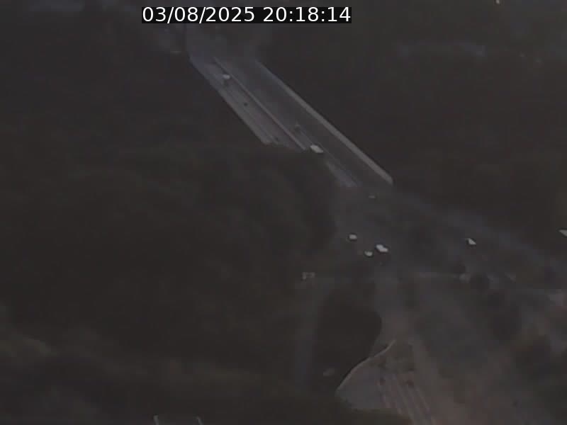 Webcam sur l'avenue John Fitzgerald Kennedy (N51) avec vue sur le Pont rouge (Pont Grande Duchesse Charlotte), l'arrêt Pfaffenthal et l'entrée du quartier Kirchberg