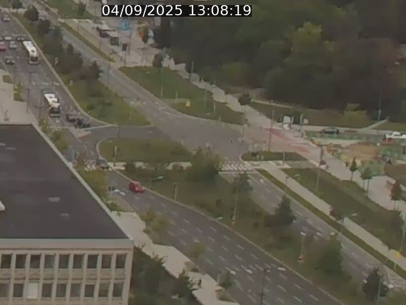 Webcam sur l'avenue John Fitzgerald Kennedy (N51) avec vue sur le Pont rouge (Pont Grande Duchesse Charlotte), l'arrêt Pfaffenthal et l'entrée du quartier Kirchberg
