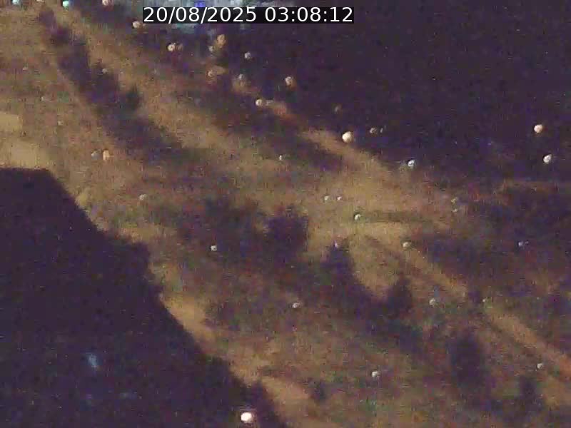 <h2>Webcam sur l'avenue John Fitzgerald Kennedy (N51) avec vue sur le Pont rouge (Pont Grande Duchesse Charlotte), l'arrêt Pfaffenthal et l'entrée du quartier Kirchberg</h2>
