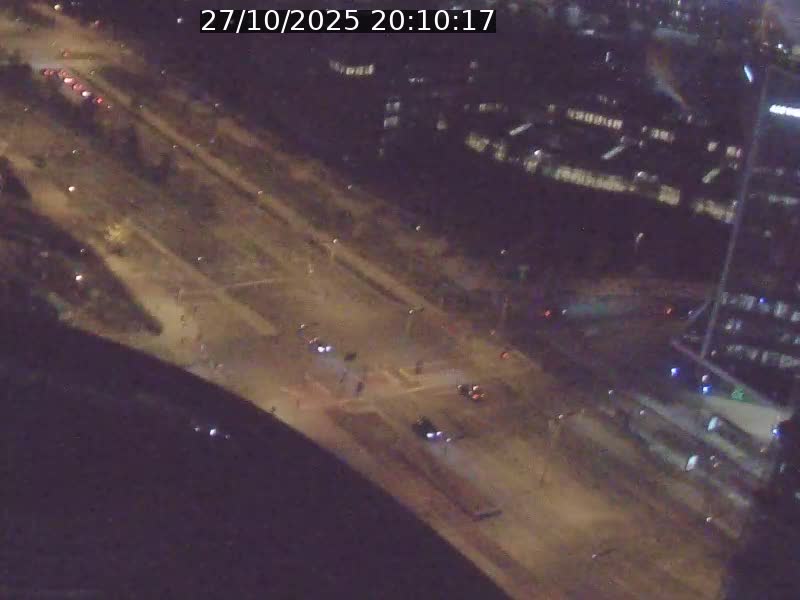 <h2>Webcam sur l'avenue John Fitzgerald Kennedy (N51) avec vue sur le Pont rouge (Pont Grande Duchesse Charlotte), l'arrêt Pfaffenthal et l'entrée du quartier Kirchberg</h2>
