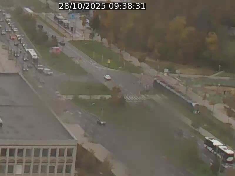 Webcam sur l'avenue John Fitzgerald Kennedy (N51) avec vue sur le Pont rouge (Pont Grande Duchesse Charlotte), l'arrêt Pfaffenthal et l'entrée du quartier Kirchberg