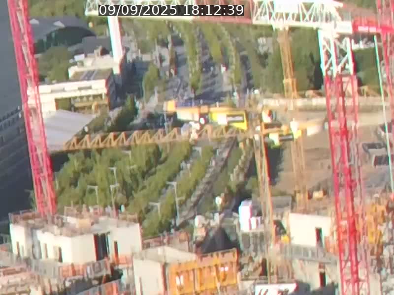 <h2>Webcam sur l'avenue John Fitzgerald Kennedy (N51) avec vue orientée vers le Findel</h2>