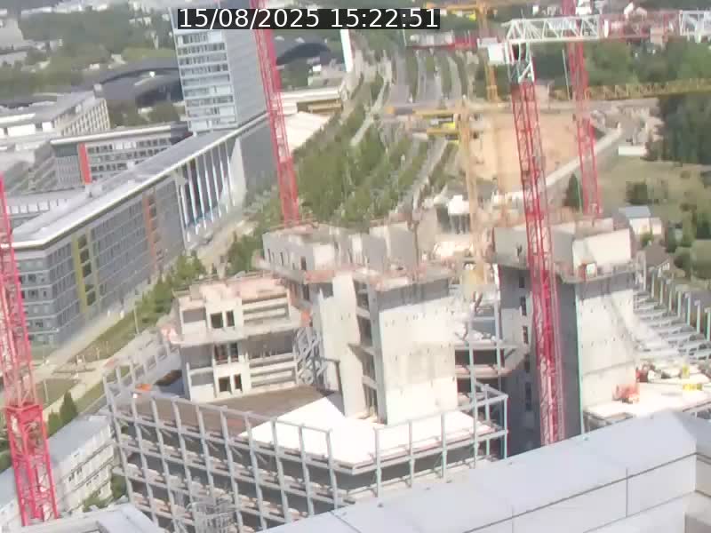 <h2>Webcam sur l'avenue John Fitzgerald Kennedy (N51) avec vue orientée vers le Findel</h2>