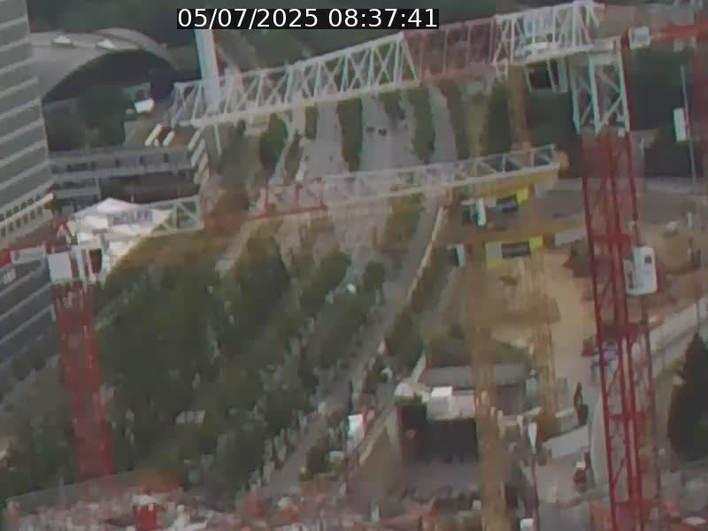 Webcam sur l'avenue John Fitzgerald Kennedy (N51) avec vue orientée vers le Findel