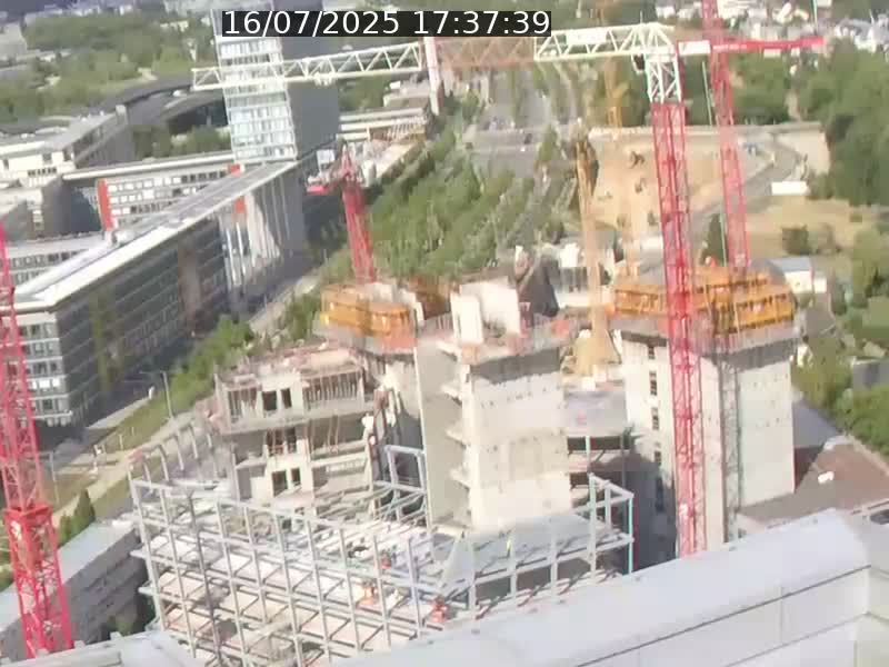Webcam sur l'avenue John Fitzgerald Kennedy (N51) avec vue orientée vers le Findel