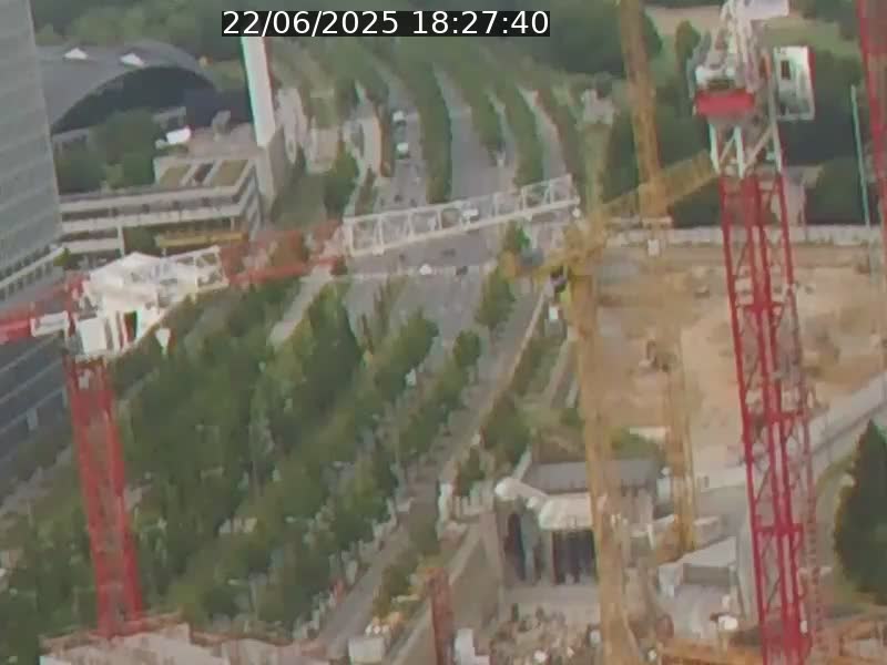 <h2>Webcam sur l'avenue John Fitzgerald Kennedy (N51) avec vue orientée vers le Findel</h2>