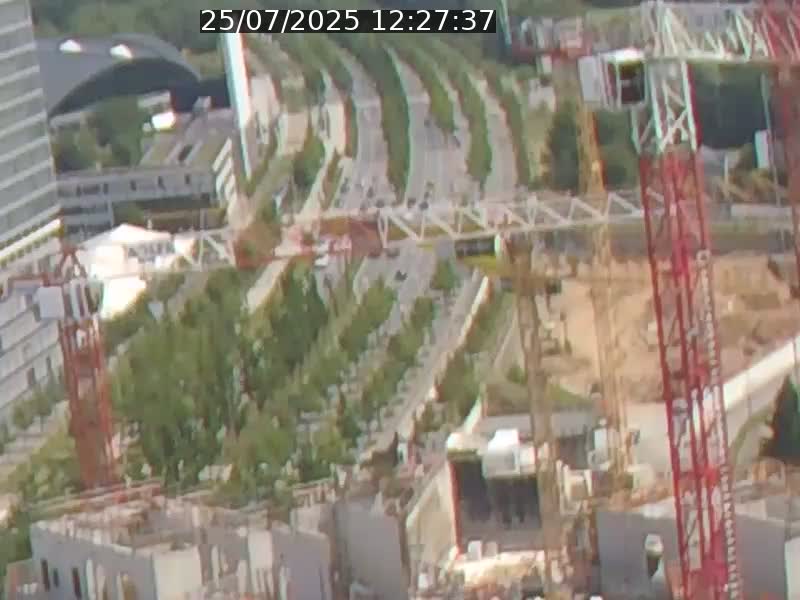 <h2>Webcam sur l'avenue John Fitzgerald Kennedy (N51) avec vue orientée vers le Findel</h2>