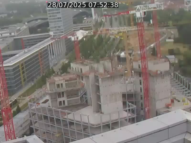 <h2>Webcam sur l'avenue John Fitzgerald Kennedy (N51) avec vue orientée vers le Findel</h2>