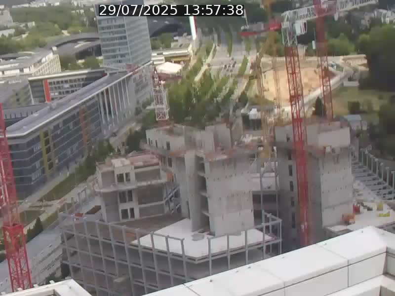 <h2>Webcam sur l'avenue John Fitzgerald Kennedy (N51) avec vue orientée vers le Findel</h2>