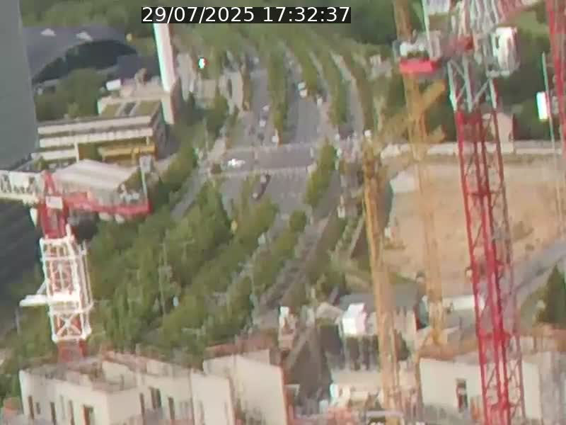 <h2>Webcam sur l'avenue John Fitzgerald Kennedy (N51) avec vue orientée vers le Findel</h2>