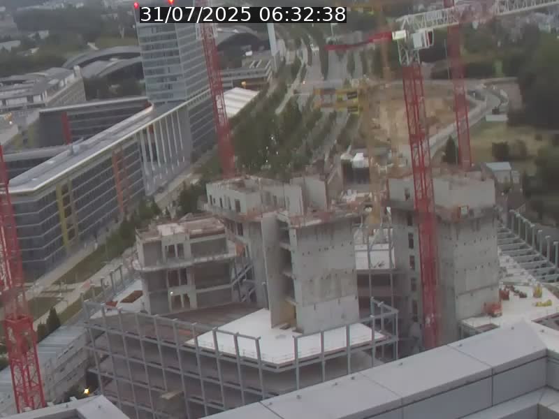 <h2>Webcam sur l'avenue John Fitzgerald Kennedy (N51) avec vue orientée vers le Findel</h2>