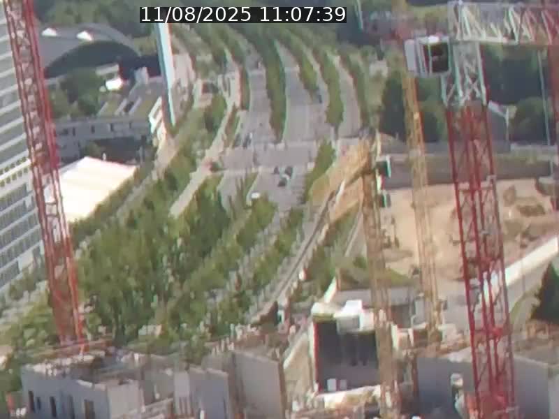 <h2>Webcam sur l'avenue John Fitzgerald Kennedy (N51) avec vue orientée vers le Findel</h2>
