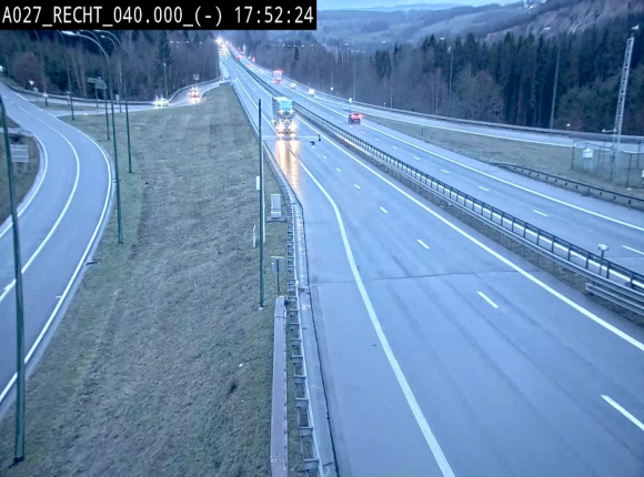 <h2>Webcam A27/E42 à hauteur de la sortie 13 Recht à proximité de Malmedy. Vue orientée vers Malmedy et Liège</h2>