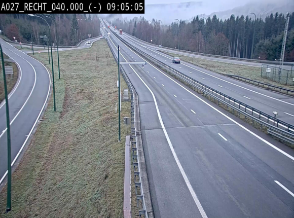 <h2>Webcam A27/E42 à hauteur de la sortie 13 Recht à proximité de Malmedy. Vue orientée vers Malmedy et Liège</h2>
