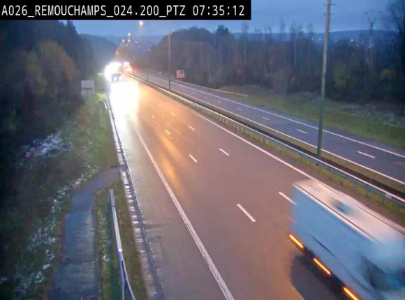 <h2>Webcam E25/A26 à Aywalle, à hauteur de Spa. Vue orientée vers Liège</h2>