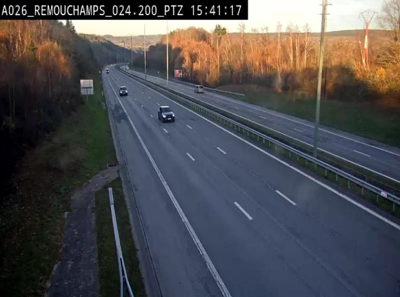 <h2>Webcam E25/A26 à Aywalle, à hauteur de Spa. Vue orientée vers Liège</h2>