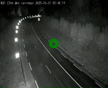 <h2>Webcam en haut de la Côte des Carreaux sur la N31 à Avesnes-en-Bray. Vue orientée vers Rouen</h2>