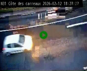 <h2>Webcam en haut de la Côte des Carreaux sur la N31 à Avesnes-en-Bray. Vue orientée vers Rouen</h2>