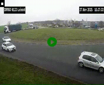 <h2>Webcam en périphérie de Chartres sur la N123, à hauteur de Luisant. Vue orientée vers Chartres</h2>