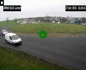 <h2>Webcam en périphérie de Chartres sur la N123, à hauteur de Luisant. Vue orientée vers Chartres</h2>