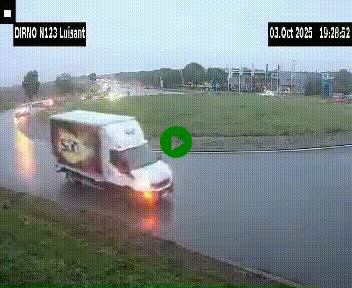 <h2>Webcam en périphérie de Chartres sur la N123, à hauteur de Luisant. Vue orientée vers Chartres</h2>