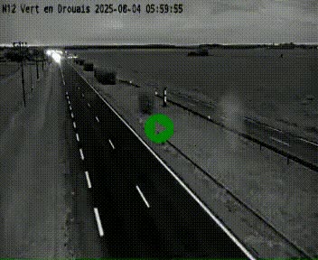 <h2>Webcam à hauteur de Vert-en-Drouais sur la N12, en périphérie de Dreux. Vue orientée vers Alençon</h2>
