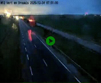 <h2>Webcam à hauteur de Vert-en-Drouais sur la N12, en périphérie de Dreux. Vue orientée vers Alençon</h2>
