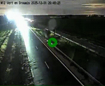 <h2>Webcam à hauteur de Vert-en-Drouais sur la N12, en périphérie de Dreux. Vue orientée vers Alençon</h2>