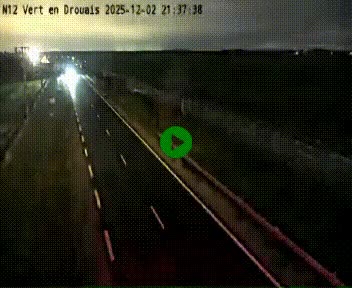 <h2>Webcam à hauteur de Vert-en-Drouais sur la N12, en périphérie de Dreux. Vue orientée vers Alençon</h2>