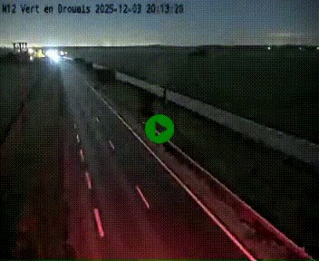 <h2>Webcam à hauteur de Vert-en-Drouais sur la N12, en périphérie de Dreux. Vue orientée vers Alençon</h2>