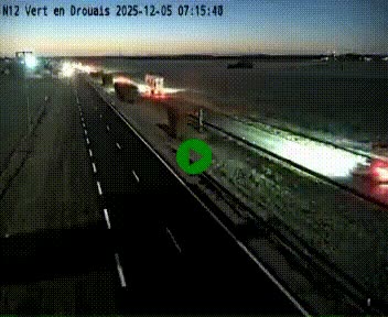 <h2>Webcam à hauteur de Vert-en-Drouais sur la N12, en périphérie de Dreux. Vue orientée vers Alençon</h2>