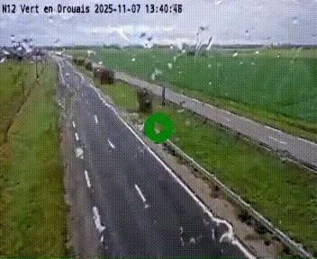 <h2>Webcam à hauteur de Vert-en-Drouais sur la N12, en périphérie de Dreux. Vue orientée vers Alençon</h2>
