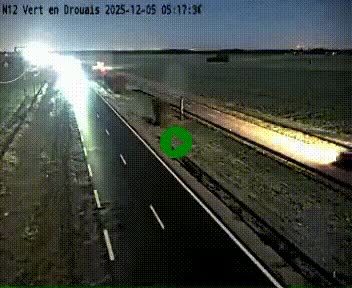 <h2>Webcam à hauteur de Vert-en-Drouais sur la N12, en périphérie de Dreux. Vue orientée vers Alençon</h2>