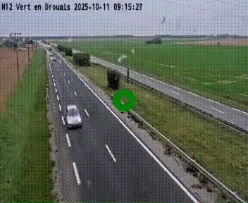 <h2>Webcam à hauteur de Vert-en-Drouais sur la N12, en périphérie de Dreux. Vue orientée vers Alençon</h2>