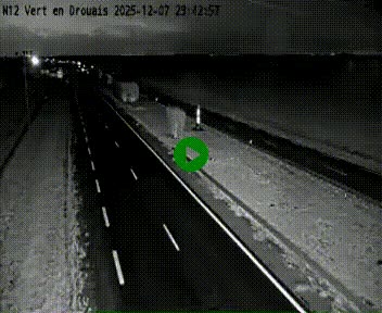 <h2>Webcam à hauteur de Vert-en-Drouais sur la N12, en périphérie de Dreux. Vue orientée vers Alençon</h2>