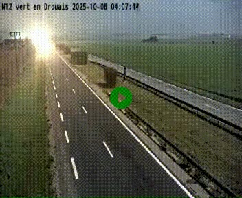 <h2>Webcam à hauteur de Vert-en-Drouais sur la N12, en périphérie de Dreux. Vue orientée vers Alençon</h2>