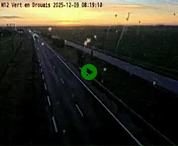 <h2>Webcam à hauteur de Vert-en-Drouais sur la N12, en périphérie de Dreux. Vue orientée vers Alençon</h2>
