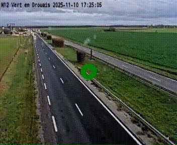 <h2>Webcam à hauteur de Vert-en-Drouais sur la N12, en périphérie de Dreux. Vue orientée vers Alençon</h2>