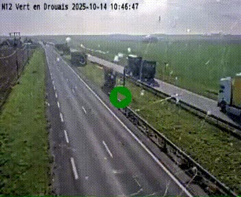 <h2>Webcam à hauteur de Vert-en-Drouais sur la N12, en périphérie de Dreux. Vue orientée vers Alençon</h2>