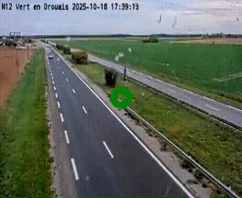 <h2>Webcam à hauteur de Vert-en-Drouais sur la N12, en périphérie de Dreux. Vue orientée vers Alençon</h2>