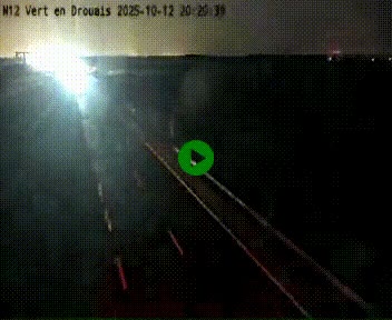 <h2>Webcam à hauteur de Vert-en-Drouais sur la N12, en périphérie de Dreux. Vue orientée vers Alençon</h2>