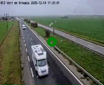 <h2>Webcam à hauteur de Vert-en-Drouais sur la N12, en périphérie de Dreux. Vue orientée vers Alençon</h2>