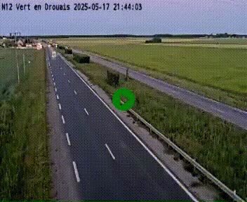 <h2>Webcam à hauteur de Vert-en-Drouais sur la N12, en périphérie de Dreux. Vue orientée vers Alençon</h2>